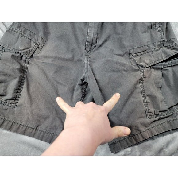 Levi Strauss Men's Ripstop Cargo Shorts Size 38 Gray, Pockets, Outdoor - Picture 2 of 7